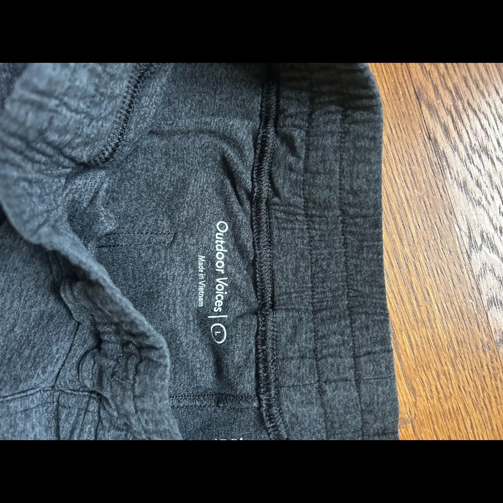 Men’s Large Outdoor Voices Shorts